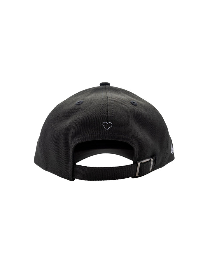 BASICKS | x Newera Yankees Cap - black – FAB4 ONLINE STORE