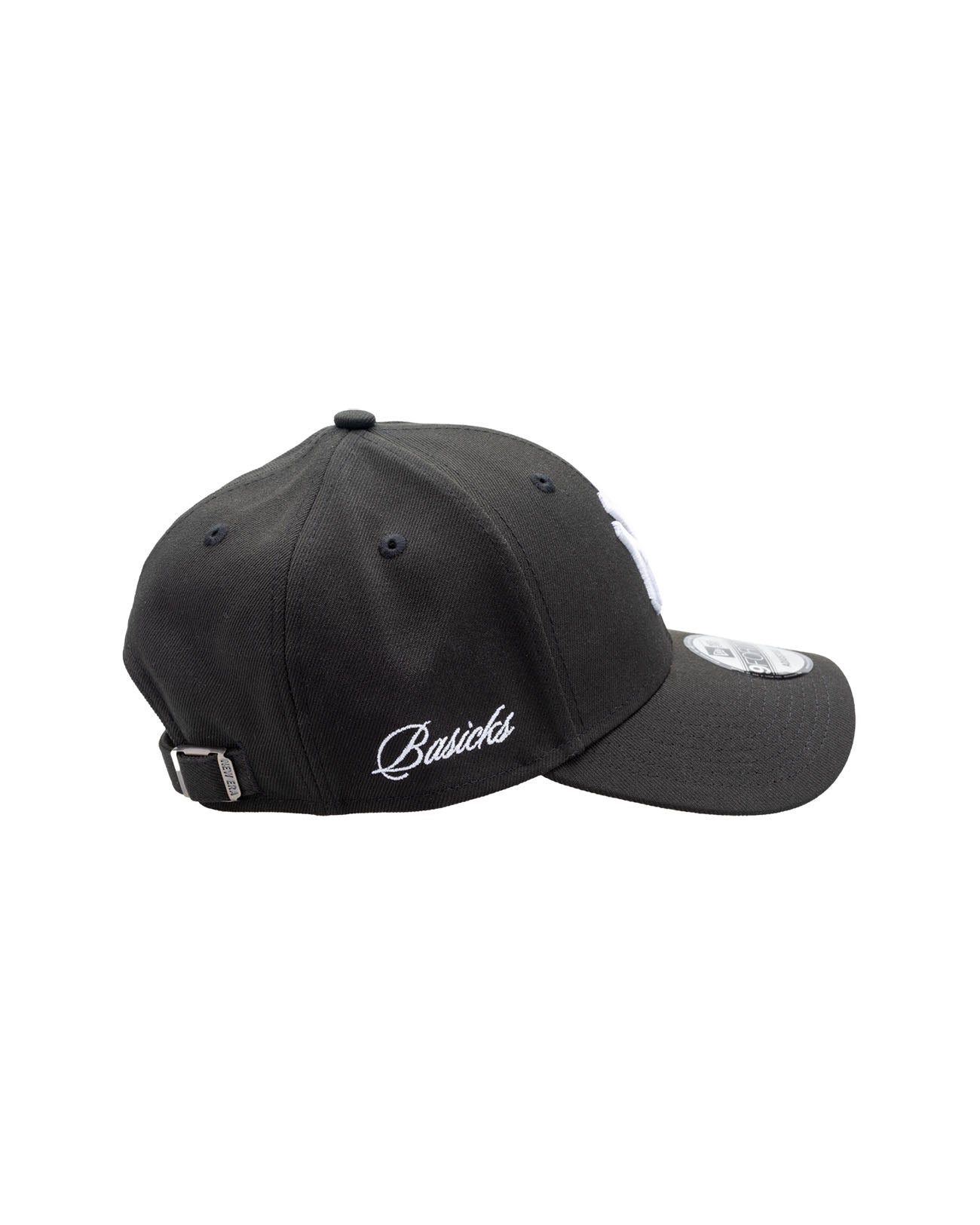 BASICKS | x Newera Yankees Cap - black – FAB4 ONLINE STORE