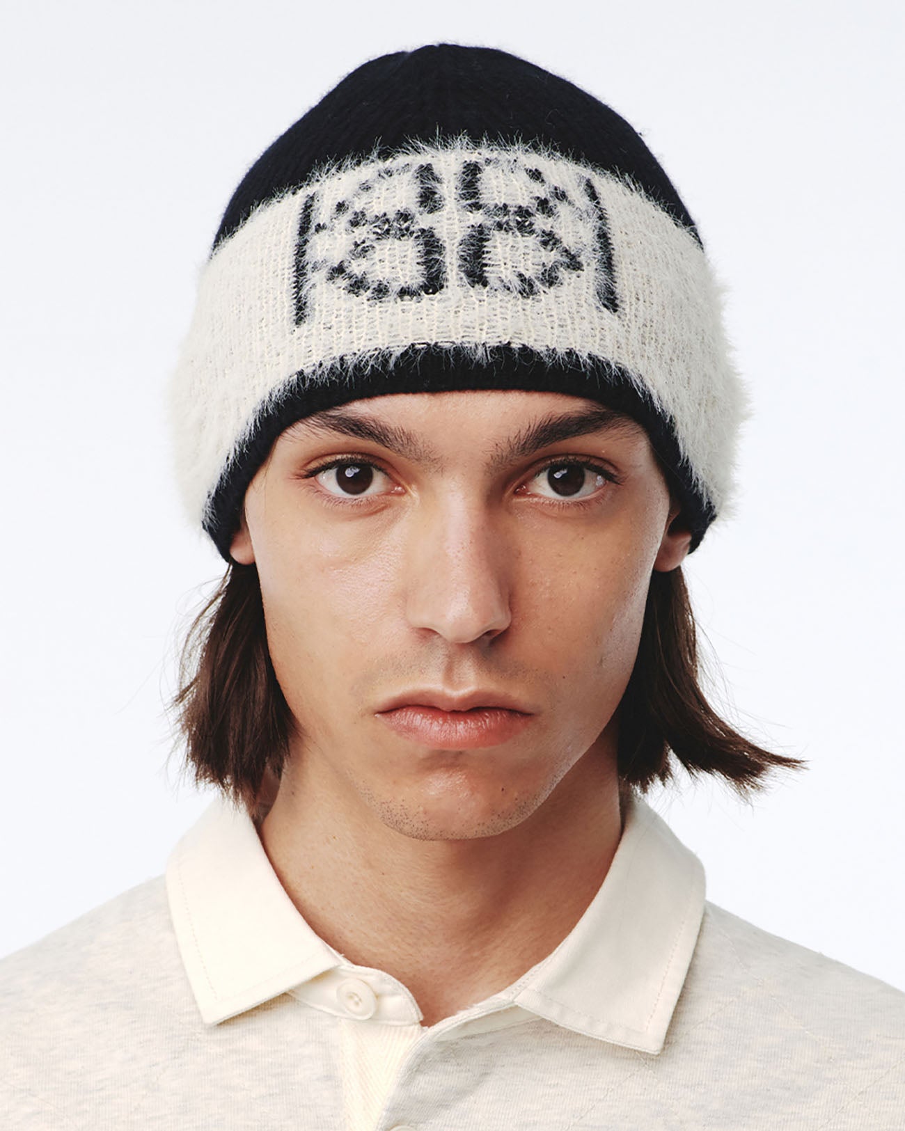 Emblem Knit Beanie UNISEX - black/ivory