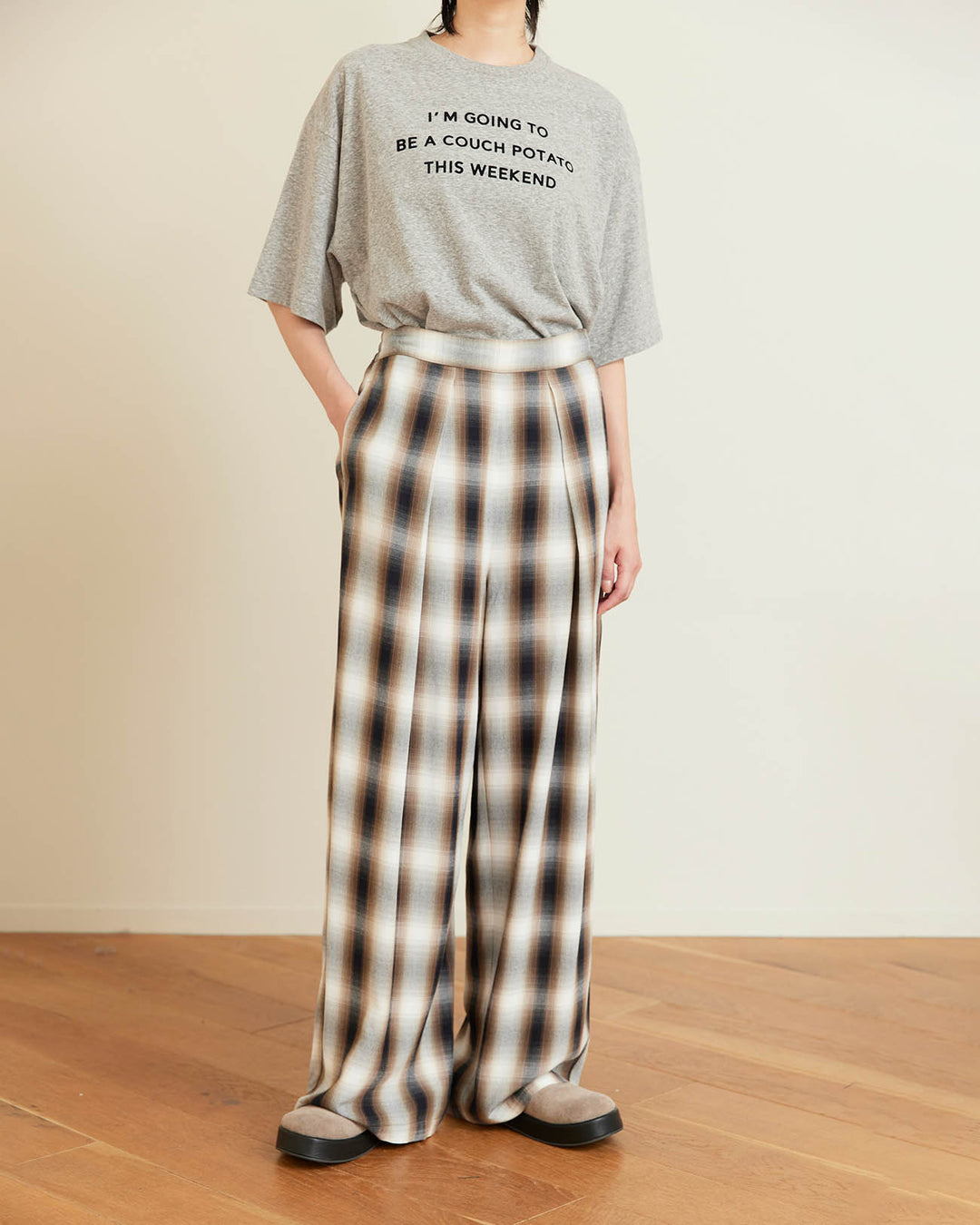 PHEENY | Flocked Vintage Jersey Tee - white – FAB4 ONLINE STORE