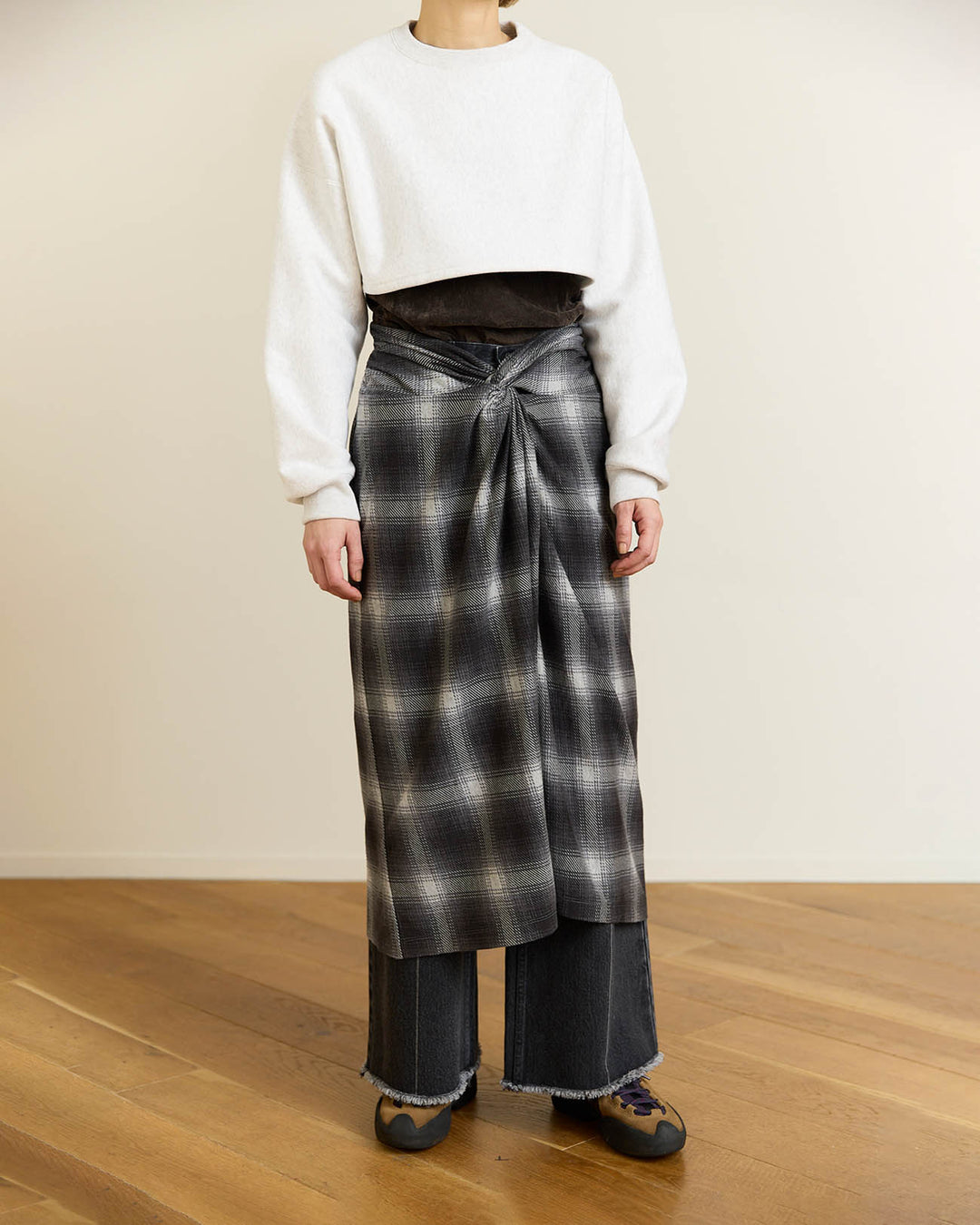 PHEENY | Ombre Check Draped Skirt - black – FAB4 ONLINE STORE