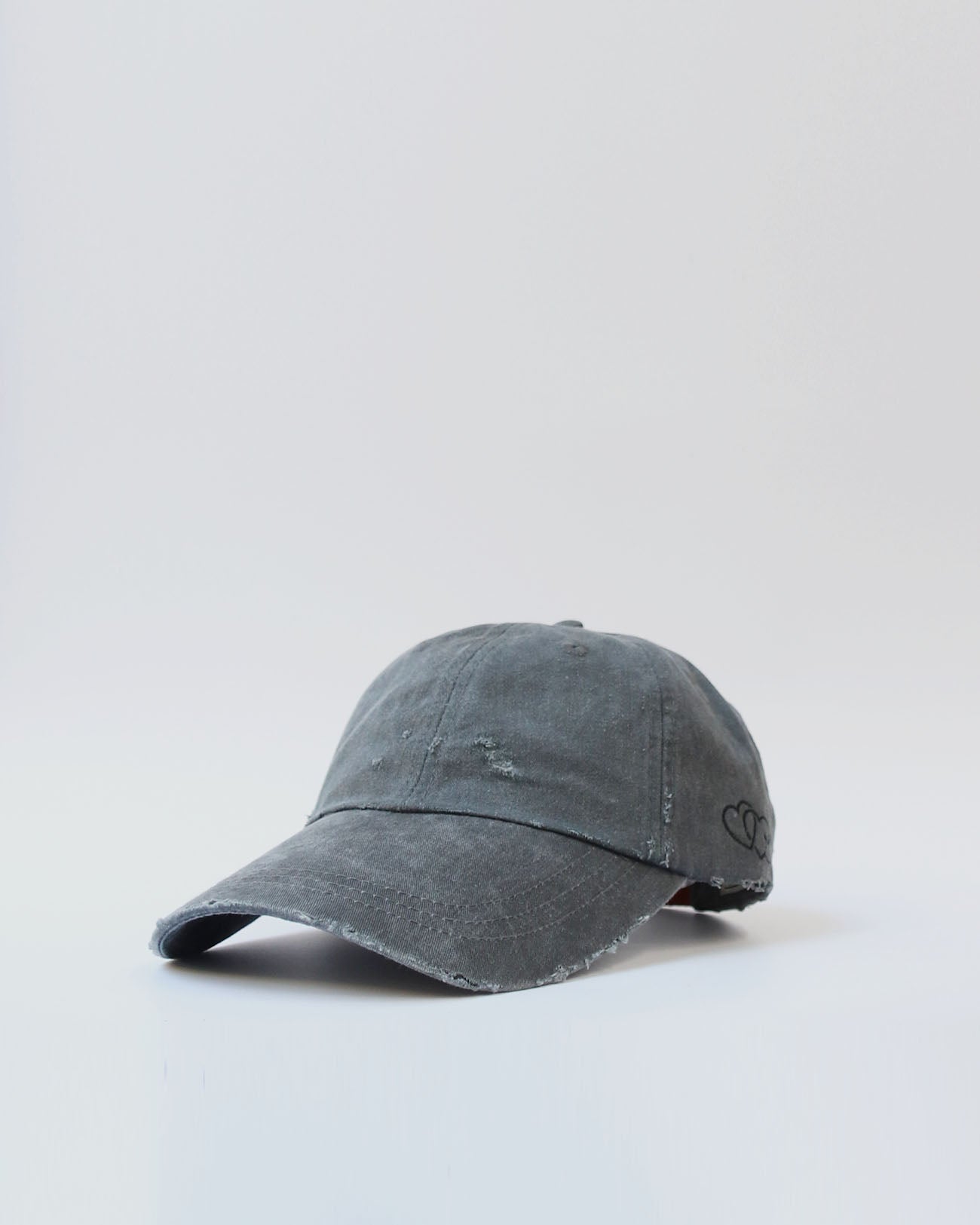 F/UH.02 - Distressed Long Brim Cap - fade black