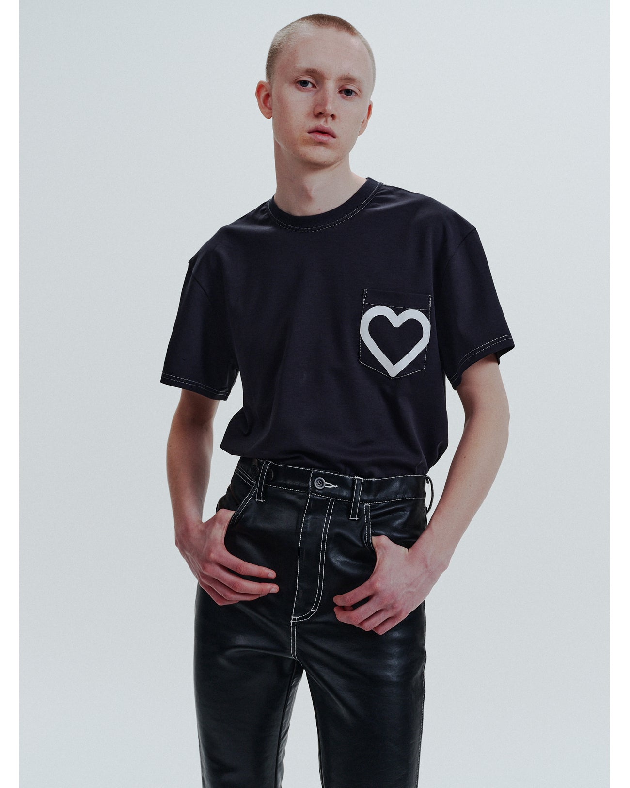 BASICKS | Super Fine Organic Heart Pocket T-Shirt - black – FAB4