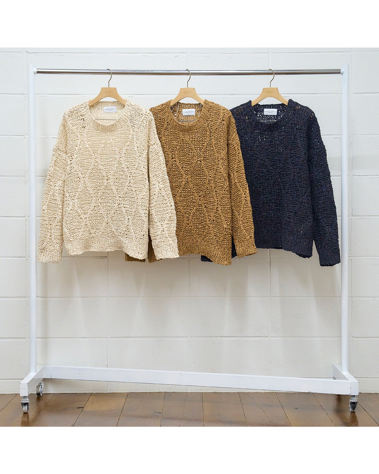 Gourd pattern hand-knitted crewneck sweater