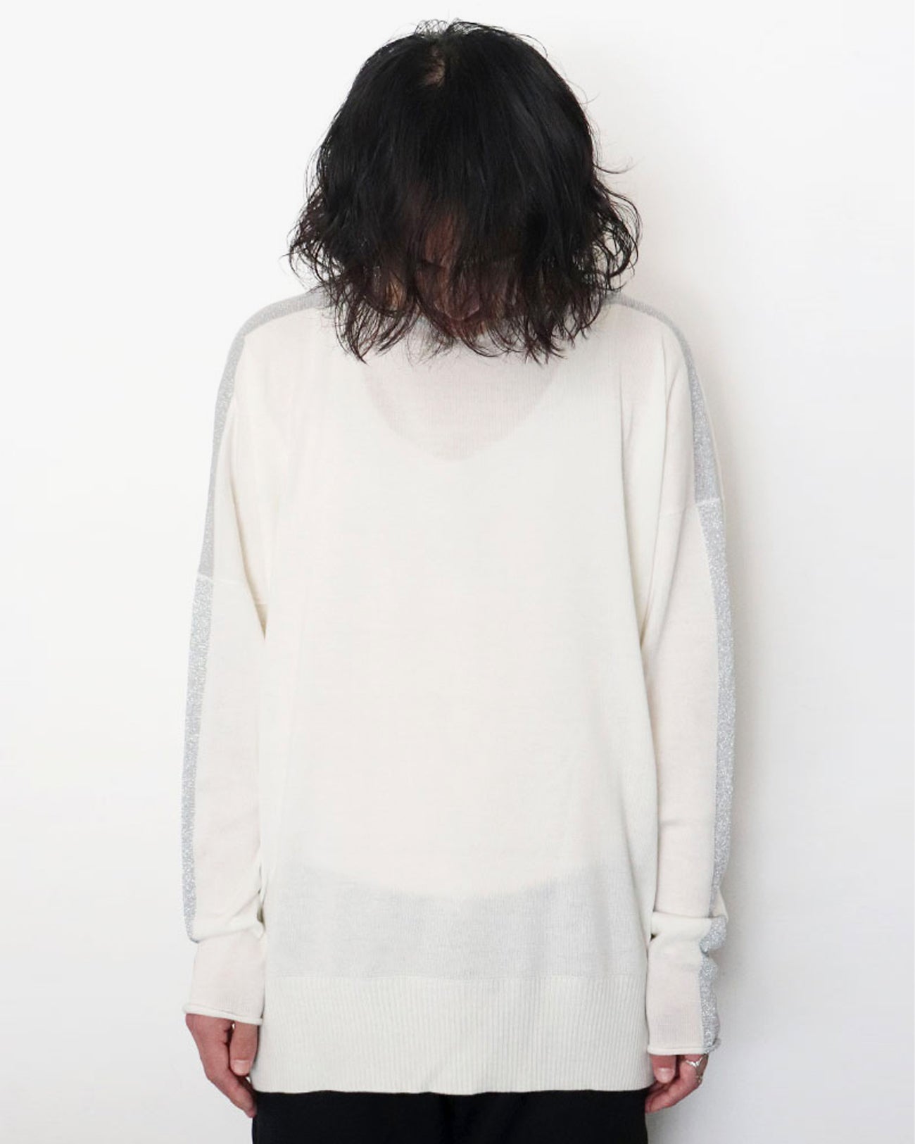 Silver line knit (WHT) - FAB4 ONLINE STORE